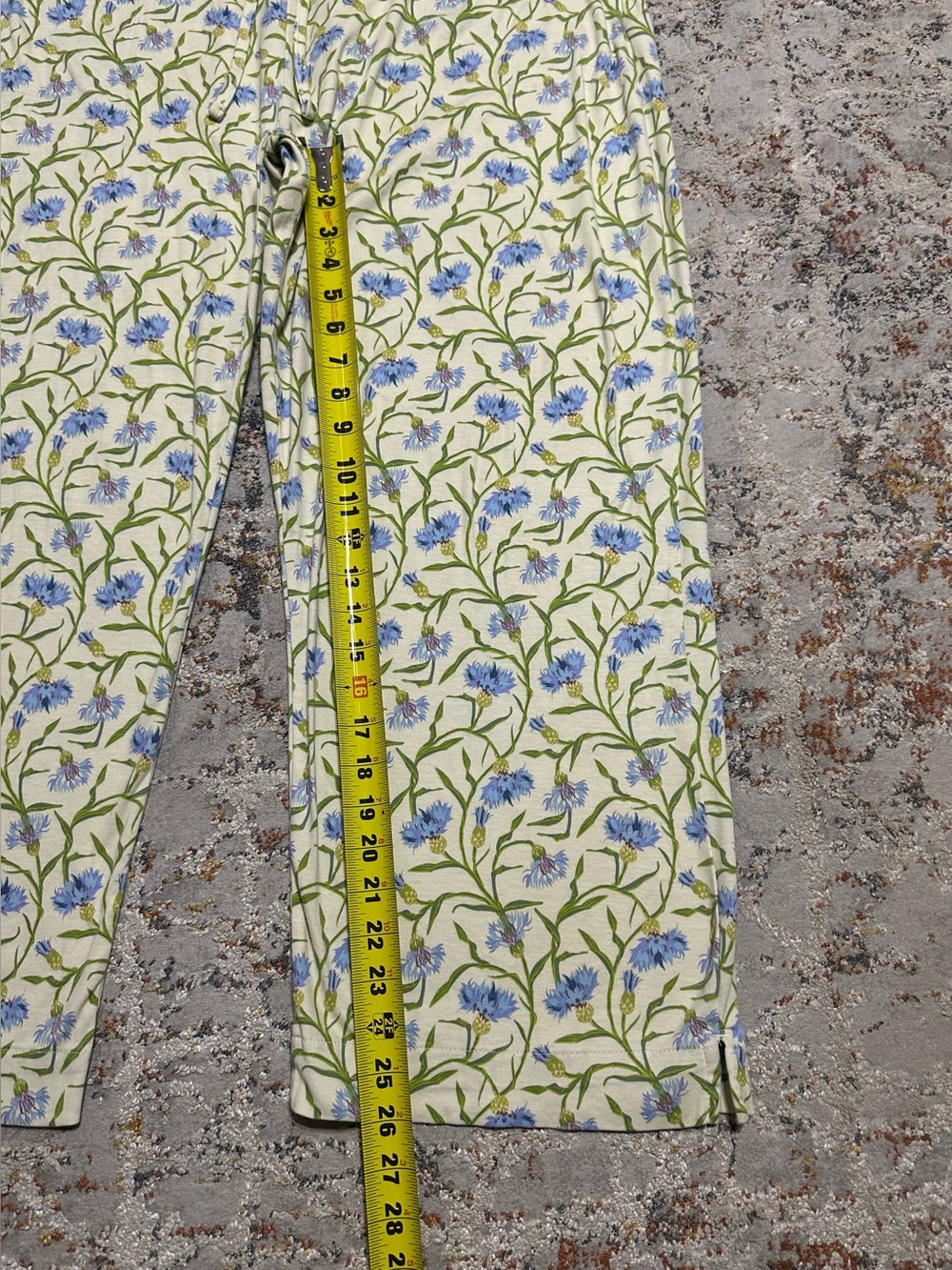 Vera Bradley Cornflower Lounge Pants
Size XL 100% Cotton - Picture 4 of 10